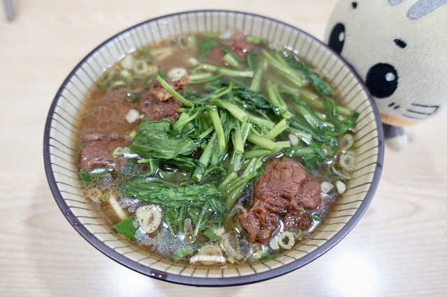 即時熱門文章：【台北行天宮站美食】中原街廖家牛肉麵：金華街廖家分出來的店，清燉牛肉湯醇美，小菜很精彩不能錯過 6112