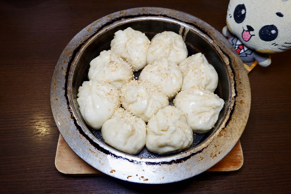 即時熱門文章：【台北東門站美食】高記上海料理 2025：一通電話改變命運！失去靈魂的70年老牌江浙餐廳，鐵鍋生煎包是招牌 6928