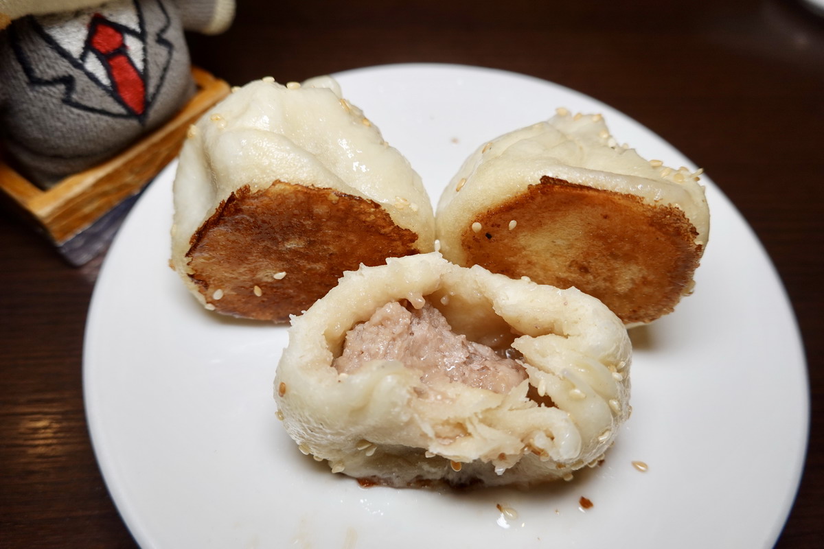 【台北東門站美食】高記信義小館 2025:一通電話改變命運!失去靈魂的70年老牌江浙餐廳,鐵鍋生煎包是招牌 6928 【台北東門站美食】高記信義小館 2025:一通電話改變命運!失去靈魂的70年老牌江浙餐廳,鐵鍋生煎包是招牌 6928