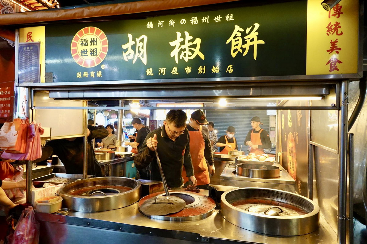 【美食懶人包】李洋美食地圖：奧運羽球男子雙打金牌二連霸的李洋愛吃什麼？蚵仔煎、刈包、滷肉飯、甜不辣、豬血糕、臭豆腐都是李洋的愛 6474