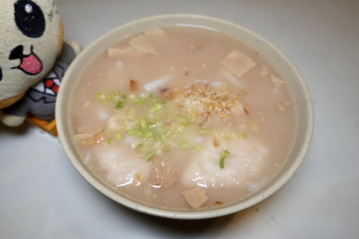 【台北永春站美食】麵舖：低調陌生黑馬小麵店登上米其林必比登，我家巷口的樸實麵店，芋頭米粉是招牌 6498