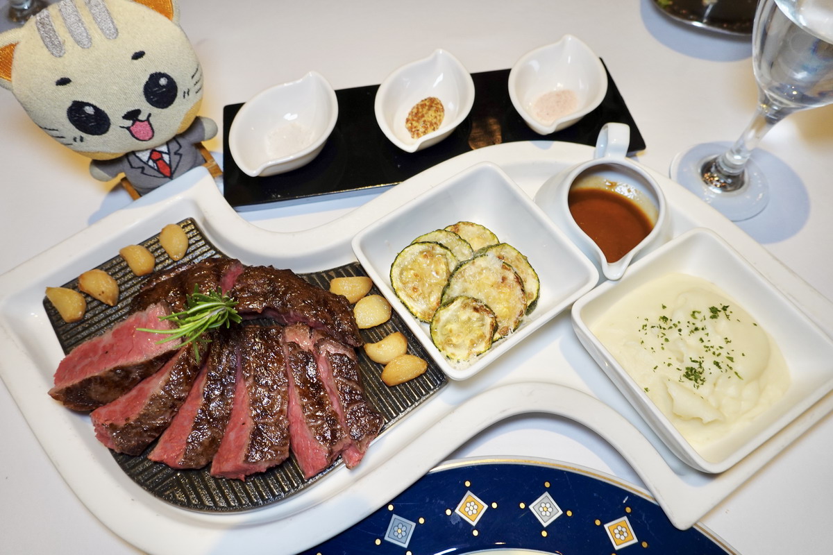 【台北中山國小站美食】歐華酒店地中海牛排館 2025:此排只應天上有!濕式熟成牛排外酥內嫩、肉汁香甜,酥炸軟殼蟹也是一絕 6890 【台北中山國小站美食】歐華酒店地中海牛排館 2025:此排只應天上有!濕式熟成牛排外酥內嫩、肉汁香甜,酥炸軟殼蟹也是一絕 6890