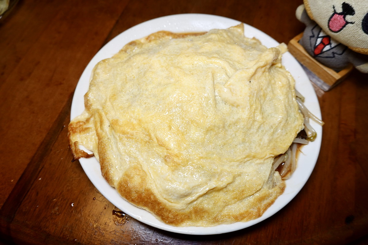 【台北國父紀念館站美食】清真中國牛肉麵食館:米其林入選,1957年創業老店,清燉牛肉麵與斤餅配京醬肉絲必吃 7148 【台北國父紀念館站美食】清真中國牛肉麵食館:米其林入選,1957年創業老店,清燉牛肉麵與斤餅配京醬肉絲必吃 7148