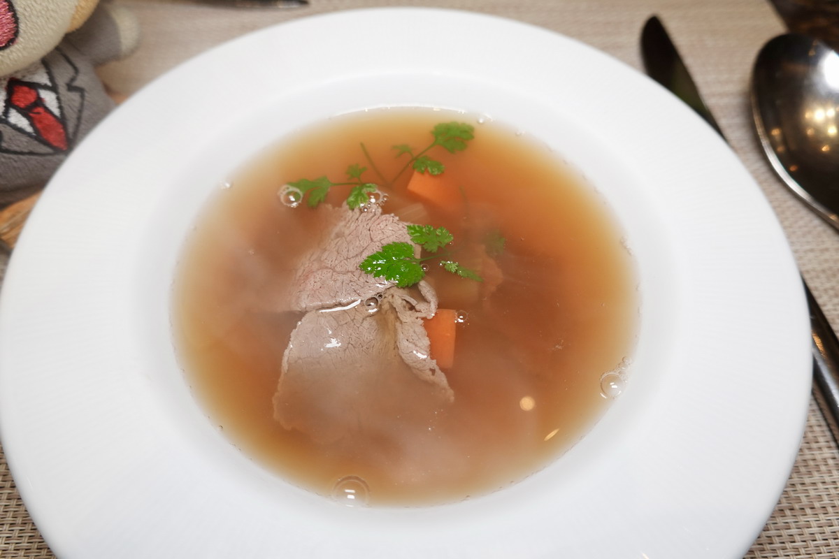 【台北南京復興站美食】明水然原味創意鐵板燒慶城店 2024：高質感、高CP值、奢華感滿點無菜單鐵板燒，約會、聚餐、慶生、慶祝都適合