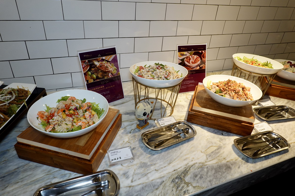 【台北南京復興站美食】JR東日本大飯店全日餐廳鉑麗安Brilliant吃到飽自助餐 2025:太狂了!香箱蟹一人一隻,泰國美食節主題味蕾大開,還有威靈頓牛排、羊排、燉牛舌自由!6942 【台北南京復興站美食】JR東日本大飯店全日餐廳鉑麗安Brilliant吃到飽自助餐 2025:太狂了!香箱蟹一人一隻,泰國美食節主題味蕾大開,還有威靈頓牛排、羊排、燉牛舌自由!6942