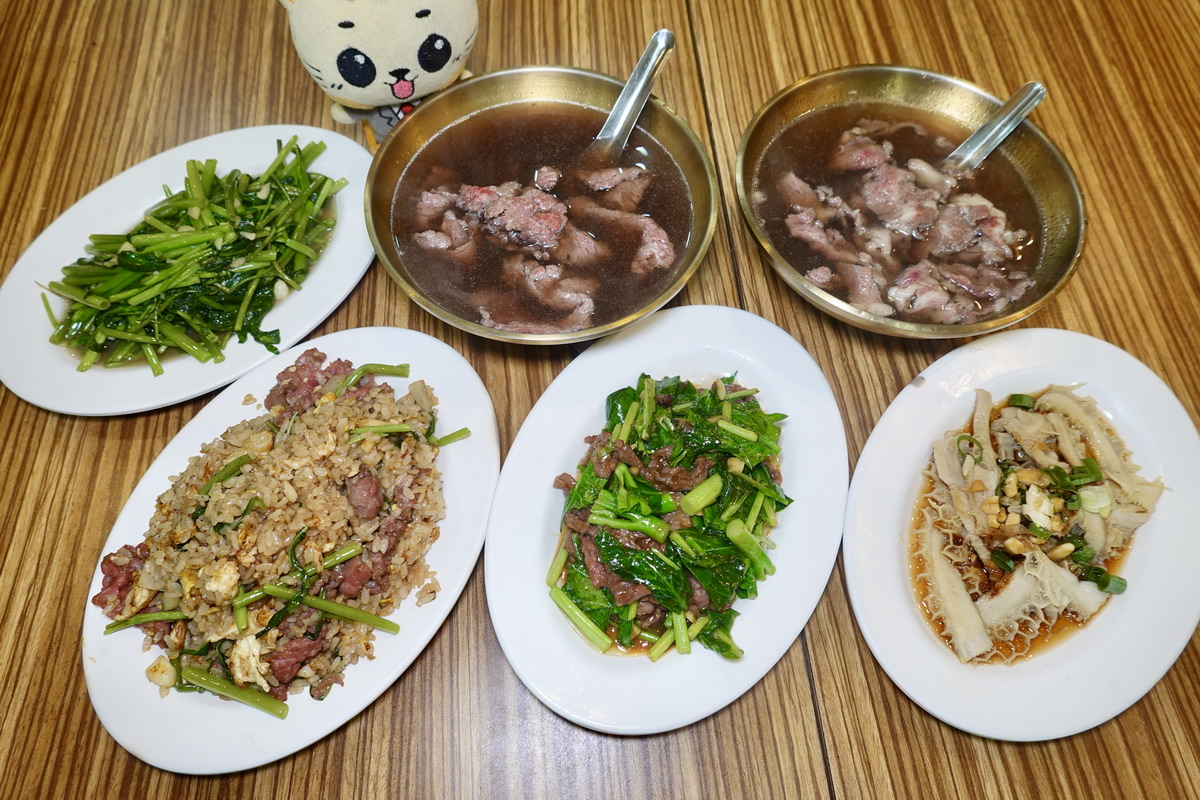 【台南安平區美食】阿財牛肉湯 2024：吃貨老饕就會直衝頂級溫體牛肉湯，牛肉湯、牛肉炒飯都很牛，台南牛肉湯名店 6589