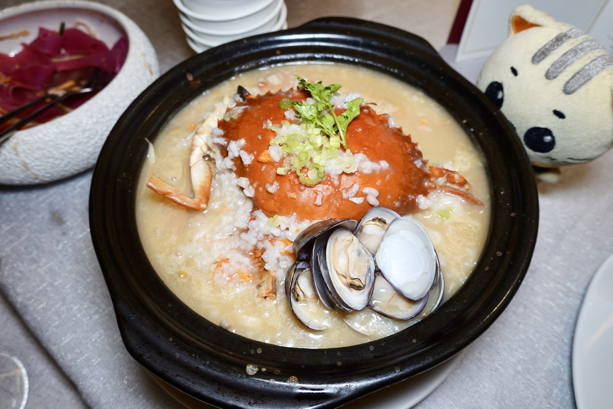 【台北南京復興站美食】JR東日本飯店台北凱華樓中餐廳 2025:黃袍烤鴨一鴨多吃,新北冠軍綠竹筍入菜帶來夏季清甜滋味,親友揪團一起來吃吧(還有商業午餐) 7001 【台北南京復興站美食】JR東日本飯店台北凱華樓中餐廳 2025:黃袍烤鴨一鴨多吃,新北冠軍綠竹筍入菜帶來夏季清甜滋味,親友揪團一起來吃吧(還有商業午餐) 7001