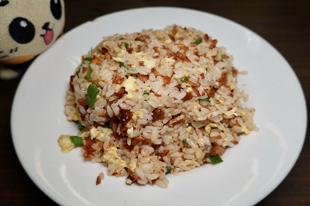 即時熱門文章：【台北西門站美食】廣州羊城小食：喜歡炒飯帶有焦香鑊氣的人一定要試這家，台北城中市場大排檔克難小店，大份量便宜好吃！特色窩麵美味豐盛 6608