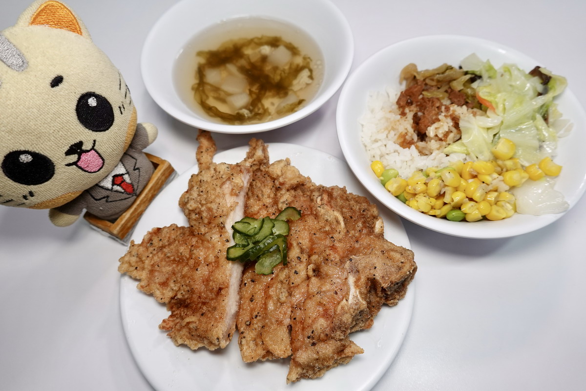 網站近期文章：【台北西門町美食】金園排骨萬年店 2026：傳承1973年老牌排骨飯的經典風味，萬年大樓地下室的懷舊老店 7256