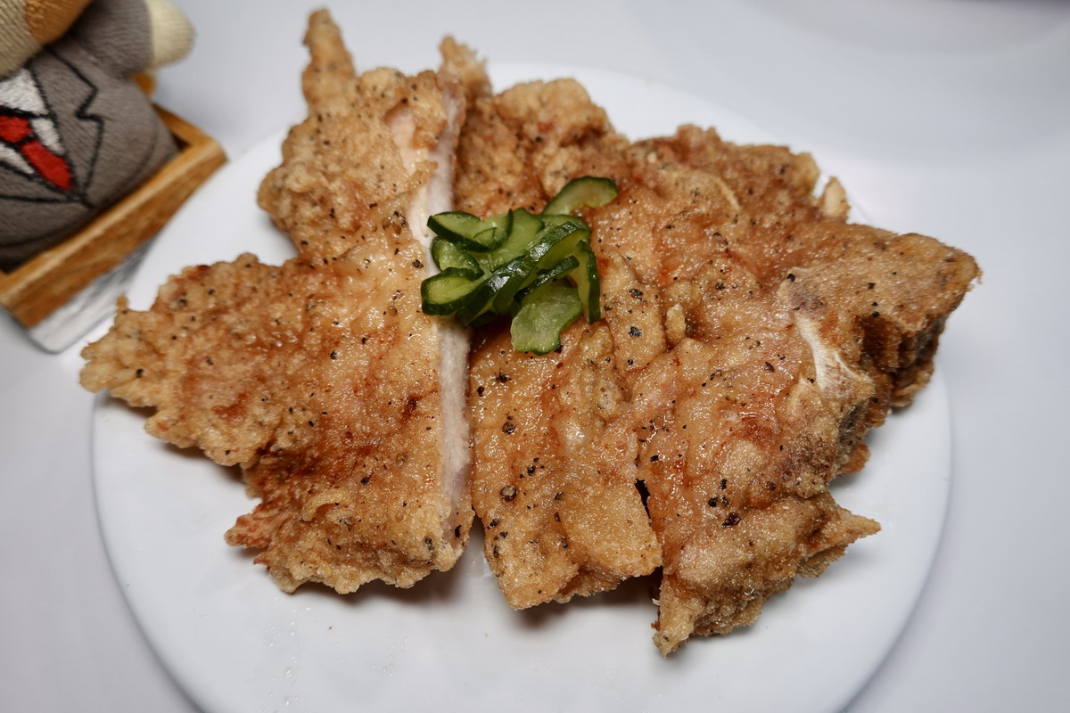 【台北西門町美食】金園排骨萬年店 2026：傳承1973年老牌排骨飯的經典風味，萬年大樓地下室的懷舊老店 7256