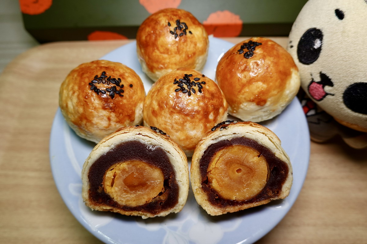 【台北中山國中站美食】陳耀訓麵包埠 YOSHI BAKERY:蛋黃酥界的愛馬仕,全民瘋搶,開賣1分鐘完售太誇張!全台最難買到蛋黃酥,世界麵包大賽冠軍不同凡響 6698 @貓大爺