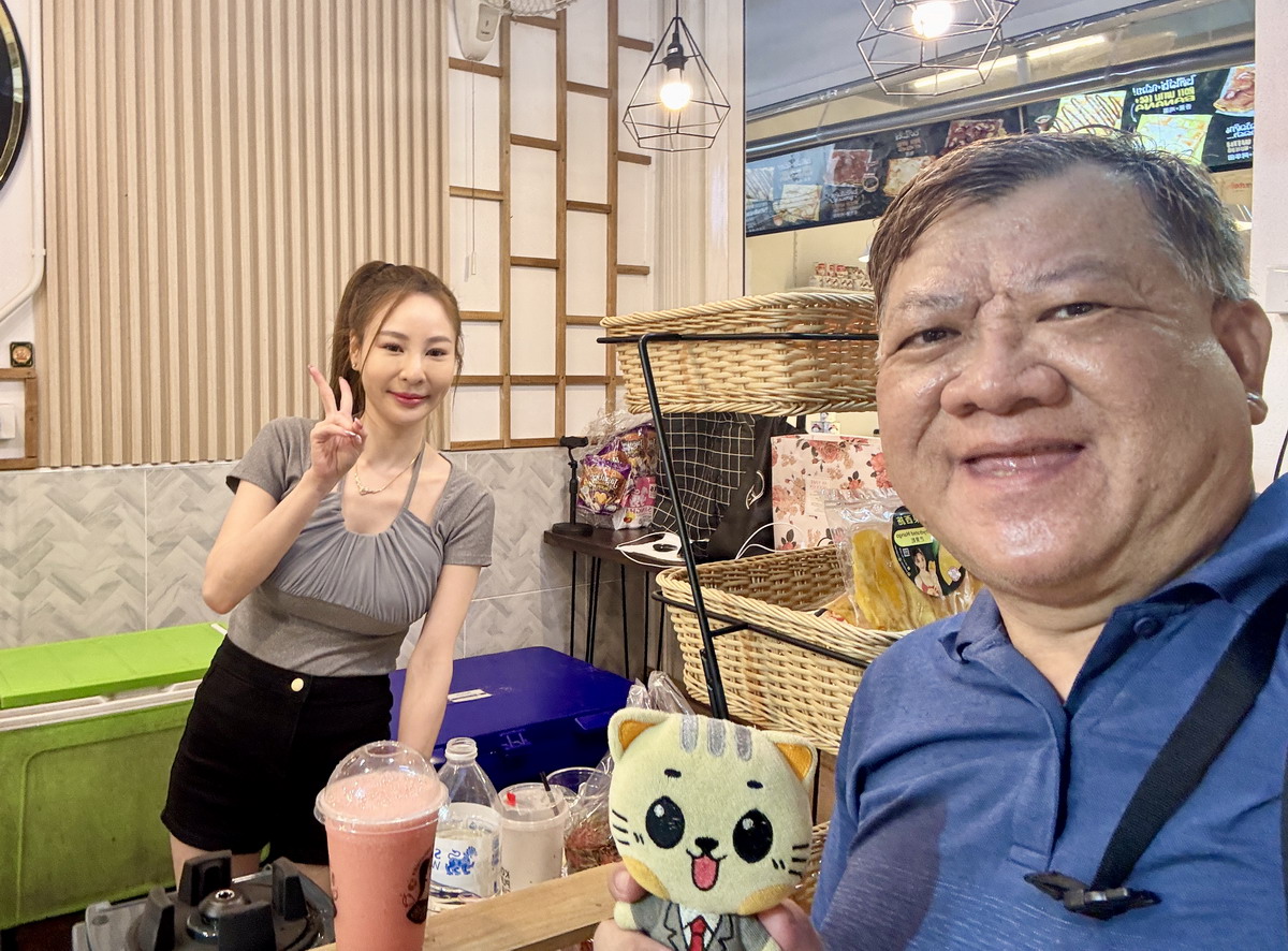 【泰國曼谷旅遊】喬德夜市拉差達 Jodd Fairs Ratchada 2025:曼谷觀光客夜市,鄰近地鐵站交通方便,火山排骨撐大局,水果西施退燒 7012 【泰國曼谷旅遊】喬德夜市拉差達 Jodd Fairs Ratchada 2025:曼谷觀光客夜市,鄰近地鐵站交通方便,火山排骨撐大局,水果西施退燒 7012
