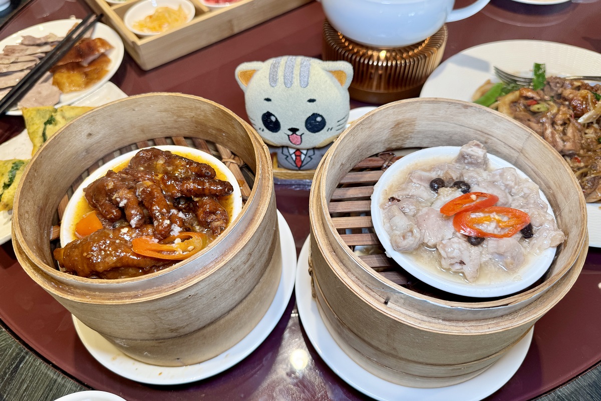 【台北南港站美食】六福萬怡酒店粵亮廣式料理 2025:烤鴨、燒鵝都很可以,還有精美港式點心,南港聚餐宴會口袋名單 6889 【台北南港站美食】六福萬怡酒店粵亮廣式料理 2025:烤鴨、燒鵝都很可以,還有精美港式點心,南港聚餐宴會口袋名單 6889