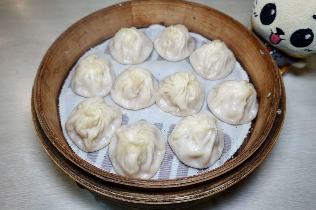 即時熱門文章：【台北小巨蛋站美食】小上海林師傅 2025：1966年創立上海點心老店，小籠湯包、油豆腐細粉、湖州粽子充滿懷舊風味，平價樸實上班族和家庭客都喜歡 7029