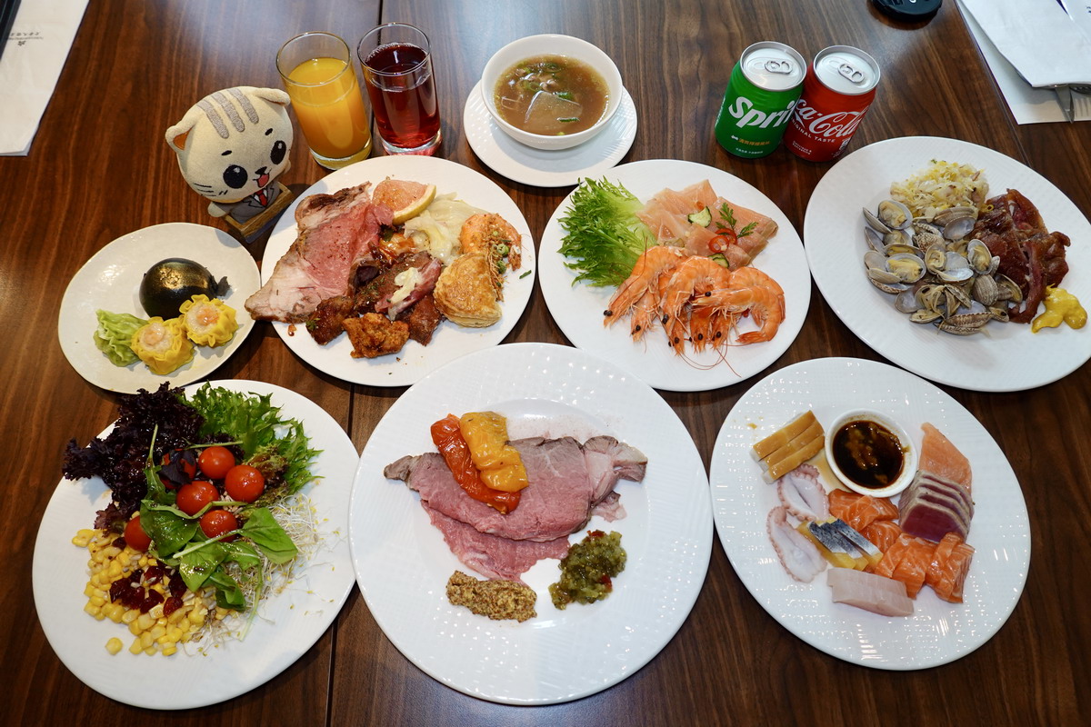 【台北中山站美食】台北老爺酒店 Le Café 吃到飽自助餐 2026：福馬迎春，中華美食的舌尖饗宴，小而美精緻路線的吃到飽自助餐 7239