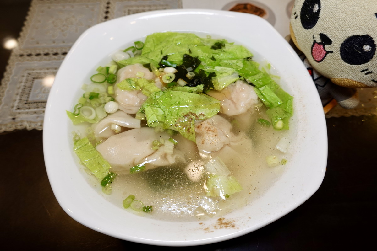 【台北中山國中站美食】鼎記水餃 2025:30年水餃麵店,風味平實、經濟實惠的上班族好鄰居 6910 【台北中山國中站美食】鼎記水餃 2025:30年水餃麵店,風味平實、經濟實惠的上班族好鄰居 6910