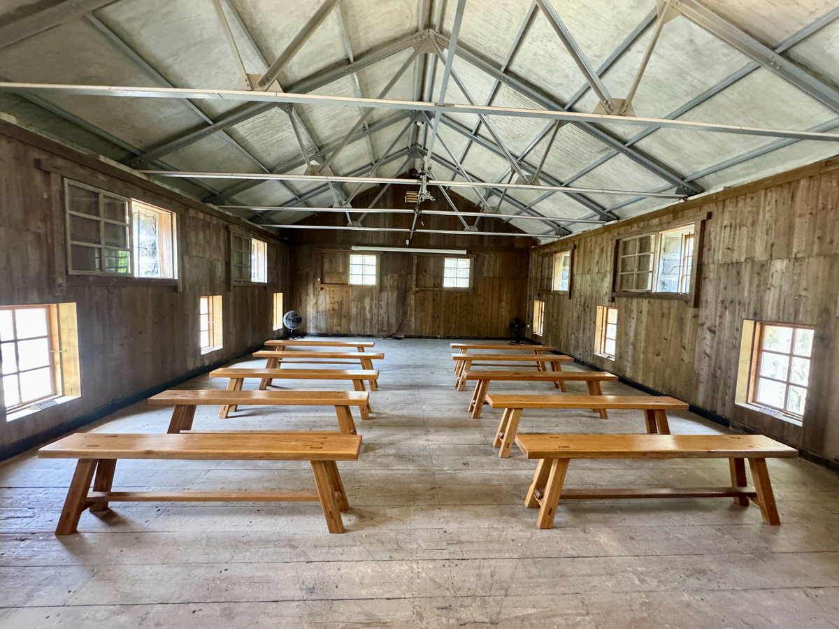 【澎湖西嶼鄉旅遊】西嶼彈藥本庫軍事文化園區 2025:真正「銅牆鐵壁」,澎湖超酷打卡景點,國定古蹟彈藥庫意外變身拍照聖地(附東鼻頭震洋艇格納壕介紹)6912 【澎湖西嶼鄉旅遊】西嶼彈藥本庫軍事文化園區 2025:真正「銅牆鐵壁」,澎湖超酷打卡景點,國定古蹟彈藥庫意外變身拍照聖地(附東鼻頭震洋艇格納壕介紹)6912