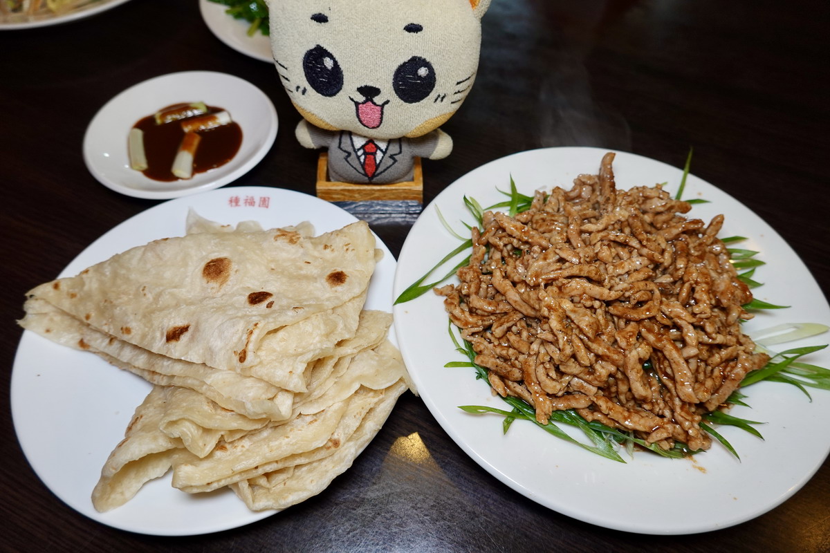 【台北台大醫院站美食】種福園懷寧本店 2025:來人啊!餵大爺吃餅!現做手工斤餅包熱炒菜,京醬肉絲、炒蝦仁必點,好吃又有特色 6924 【台北台大醫院站美食】種福園懷寧本店 2025:來人啊!餵大爺吃餅!現做手工斤餅包熱炒菜,京醬肉絲、炒蝦仁必點,好吃又有特色 6924