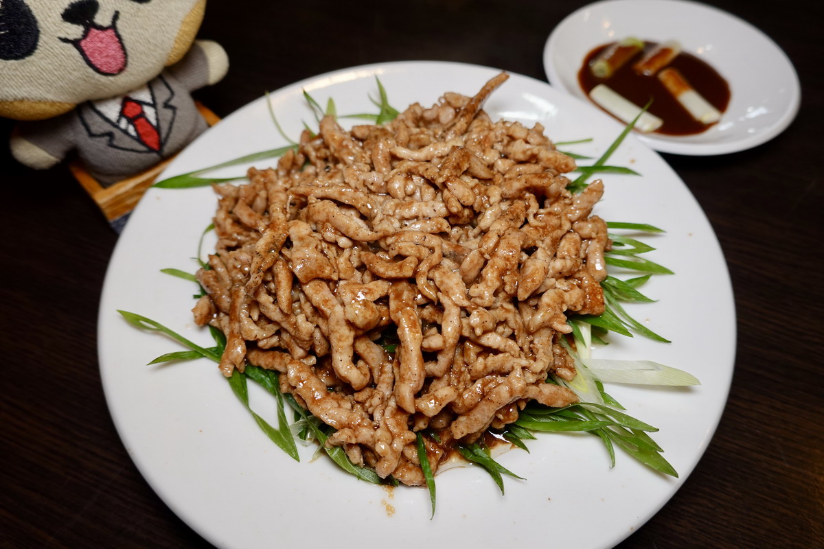 【台北台大醫院站美食】種福園懷寧本店 2025:來人啊!餵大爺吃餅!現做手工斤餅包熱炒菜,京醬肉絲、炒蝦仁必點,好吃又有特色 6924 【台北台大醫院站美食】種福園懷寧本店 2025:來人啊!餵大爺吃餅!現做手工斤餅包熱炒菜,京醬肉絲、炒蝦仁必點,好吃又有特色 6924