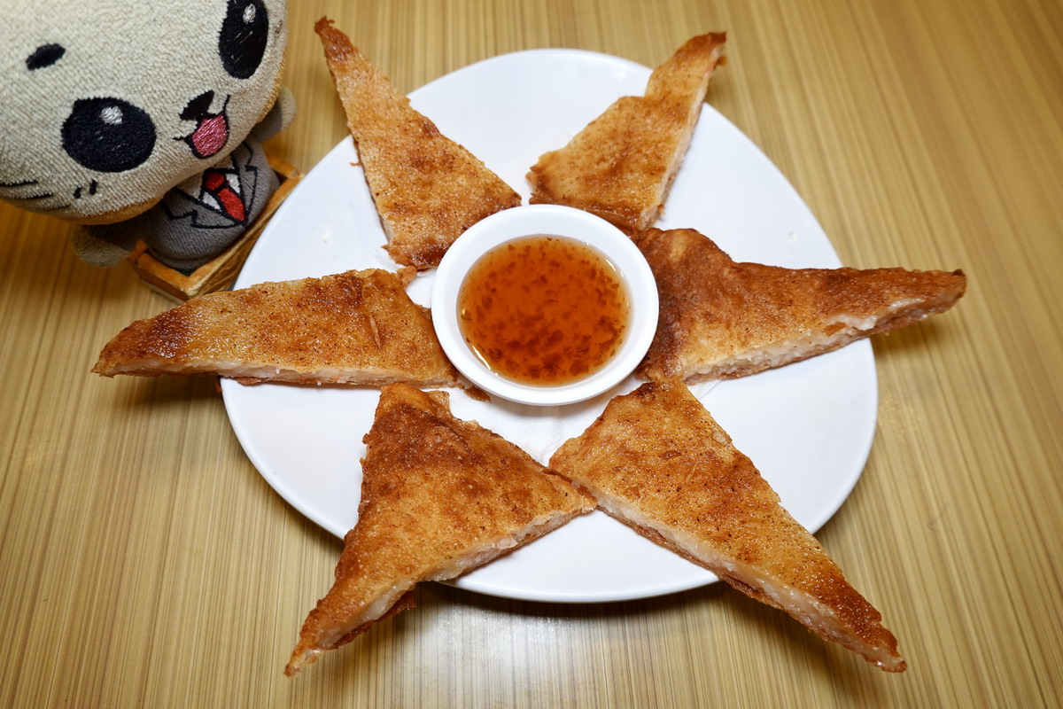 【台北南京復興站美美食】原味屋泰式料理 2025:曾經8年不漲價,老闆是佛心大好人,祝福一生平安!低調不起眼的平價泰式料理店,隱藏在小巷裡但不訂位可能吃不到 6935 【台北南京復興站美美食】原味屋泰式料理 2025:曾經8年不漲價,老闆是佛心大好人,祝福一生平安!低調不起眼的平價泰式料理店,隱藏在小巷裡但不訂位可能吃不到 6935