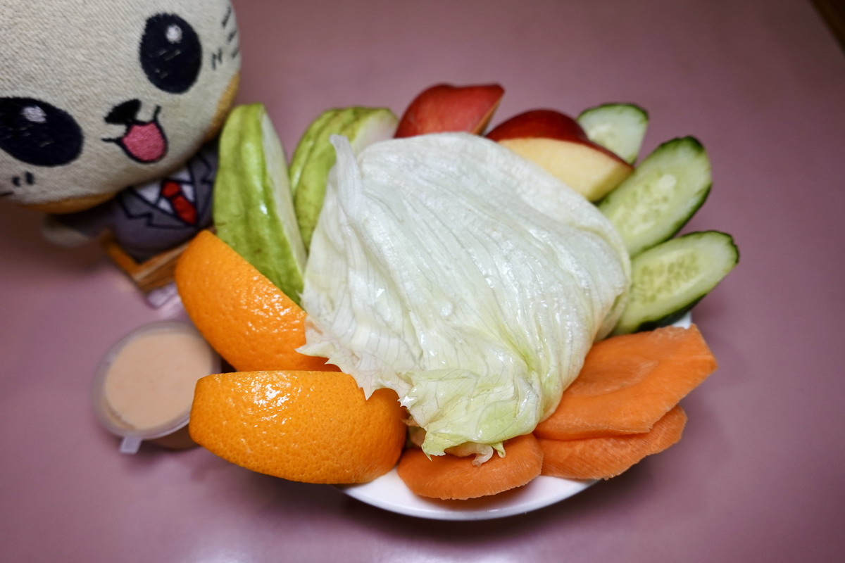 【台北國父紀念館站美食】蘇阿姨比薩屋 2025:超人氣排隊店!不能訂位一律現場排隊,必吃鬆厚餅皮披薩與被披薩耽誤的炸雞 6938 【台北國父紀念館站美食】蘇阿姨比薩屋 2025:超人氣排隊店!不能訂位一律現場排隊,必吃鬆厚餅皮披薩與被披薩耽誤的炸雞 6938