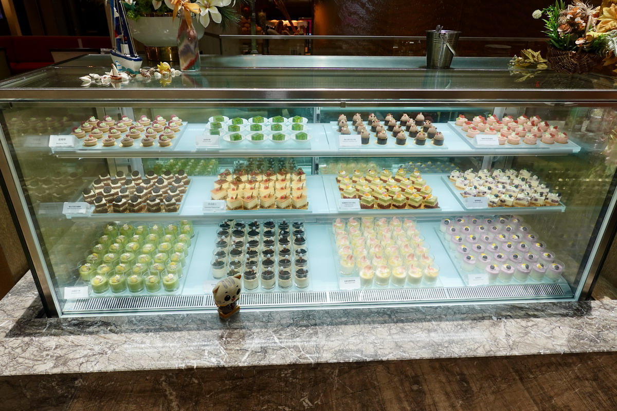 【台北忠孝復興站美食】台北福華大飯店彩虹座 Rainbow Terrace 2025:降價!史無前例Buffet吃到飽自助餐佛心調降價格,餐點內容卻升級,海鮮交響曲主題大豐收,松葉蟹腳、蝦菇、干貝、海鮮桶、肋眼牛排、炙燒牛舌吃到飽 6939 【台北忠孝復興站美食】台北福華大飯店彩虹座 Rainbow Terrace 2025:降價!史無前例Buffet吃到飽自助餐佛心調降價格,餐點內容卻升級,海鮮交響曲主題大豐收,松葉蟹腳、蝦菇、干貝、海鮮桶、肋眼牛排、炙燒牛舌吃到飽 6939