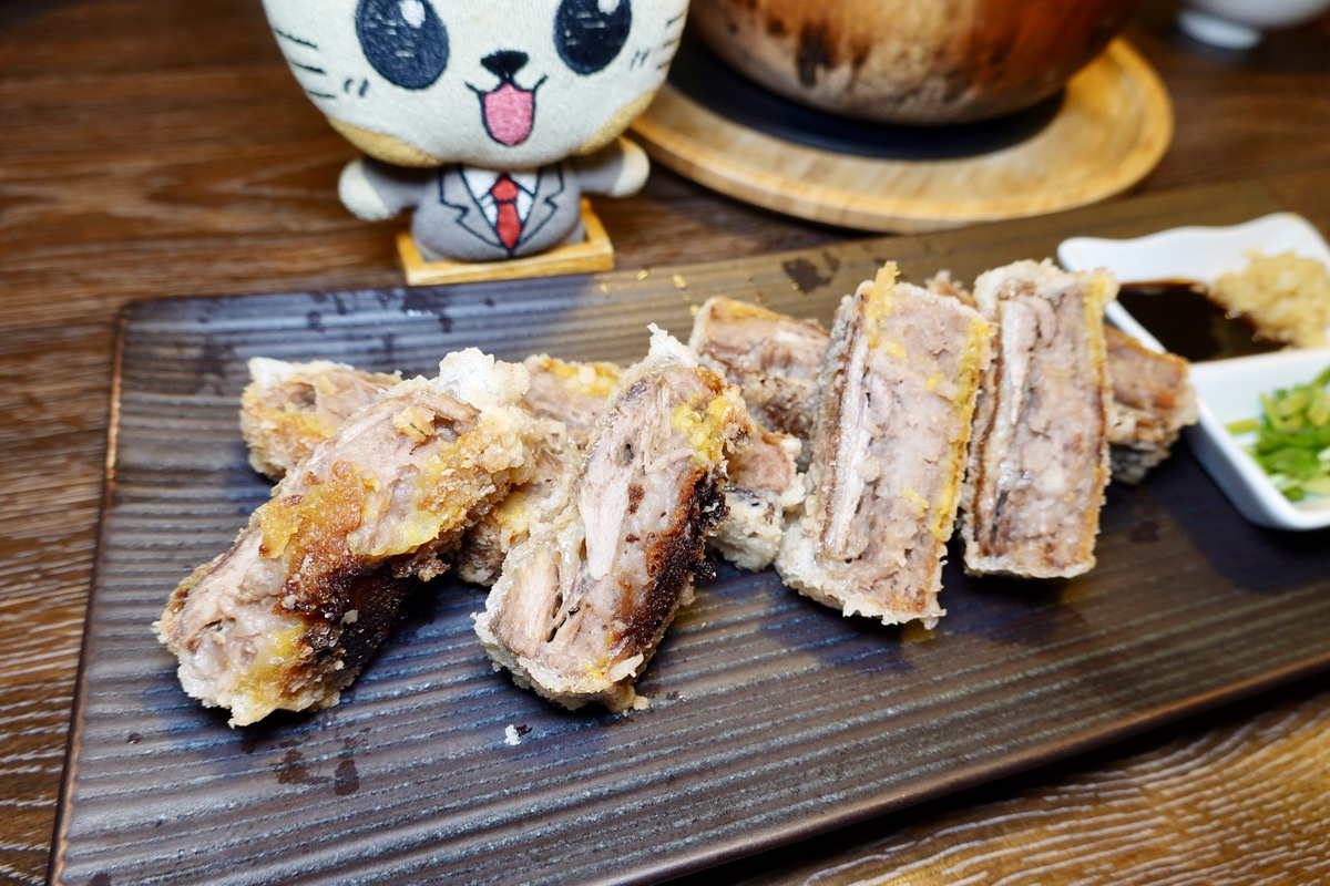【台北忠孝復興站美食】十二月粥品、茶飲、私房菜大安店 2025:「輝達」黃仁勳帶全家老小一起來吃粥、喝茶配熱炒菜(附黃仁勳菜單) 6941 【台北忠孝復興站美食】十二月粥品、茶飲、私房菜大安店 2025:「輝達」黃仁勳帶全家老小一起來吃粥、喝茶配熱炒菜(附黃仁勳菜單) 6941