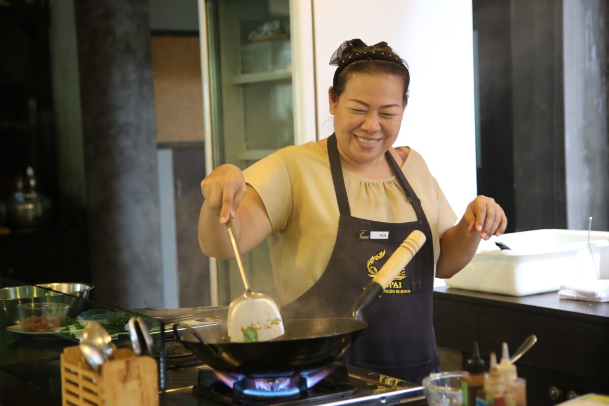 網站近期文章：【泰國曼谷旅遊】BaiPai Cooking Schol 廚藝教室：在優美莊園學做泰國菜，零廚藝也可以參加的有趣旅遊行程，帶你認識泰國食材，手把手教你做泰國菜 6945