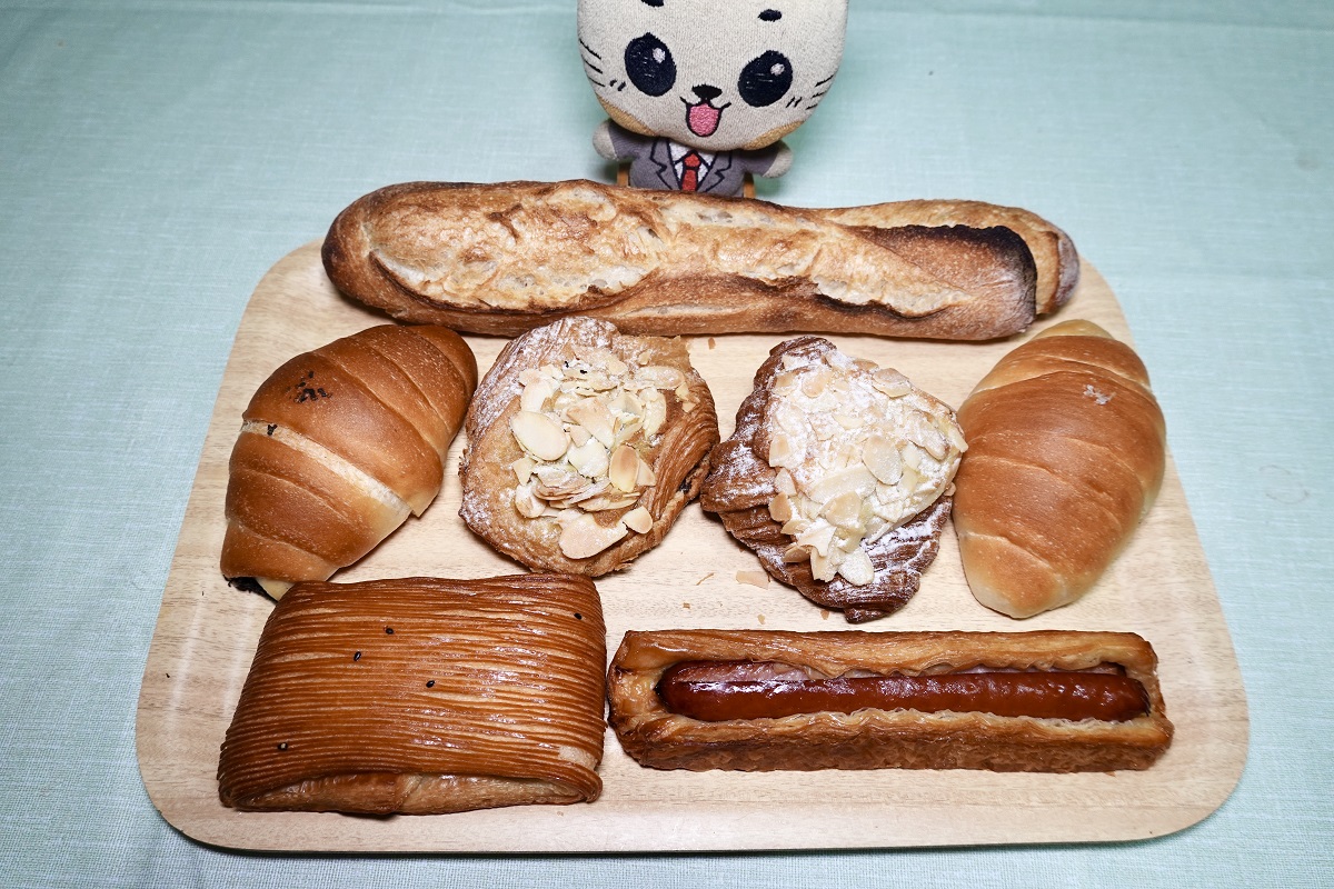 【台北南京復興站美食】KANG Artisan Bakery 康氏職人烘焙坊 2025:「輝達」執行長黃仁勳愛吃的杏仁可頌,從低調無名變成排隊店 6953 【台北南京復興站美食】KANG Artisan Bakery 康氏職人烘焙坊 2025:「輝達」執行長黃仁勳愛吃的杏仁可頌,從低調無名變成排隊店 6953