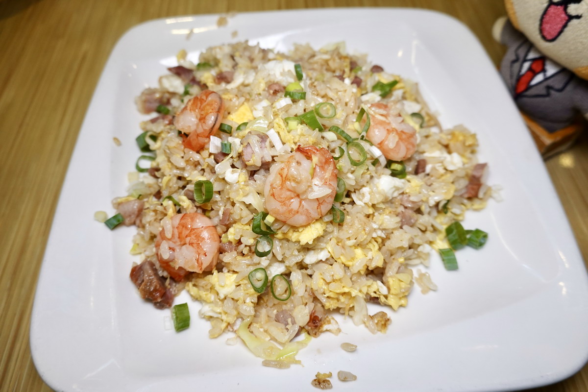 【台北西門站美食】祥發茶餐廳西門店 2025:台北茶餐廳代表店,菜單多到選擇障礙!中泰賓館美味的延續 6961 【台北西門站美食】祥發茶餐廳西門店 2025:台北茶餐廳代表店,菜單多到選擇障礙!中泰賓館美味的延續 6961