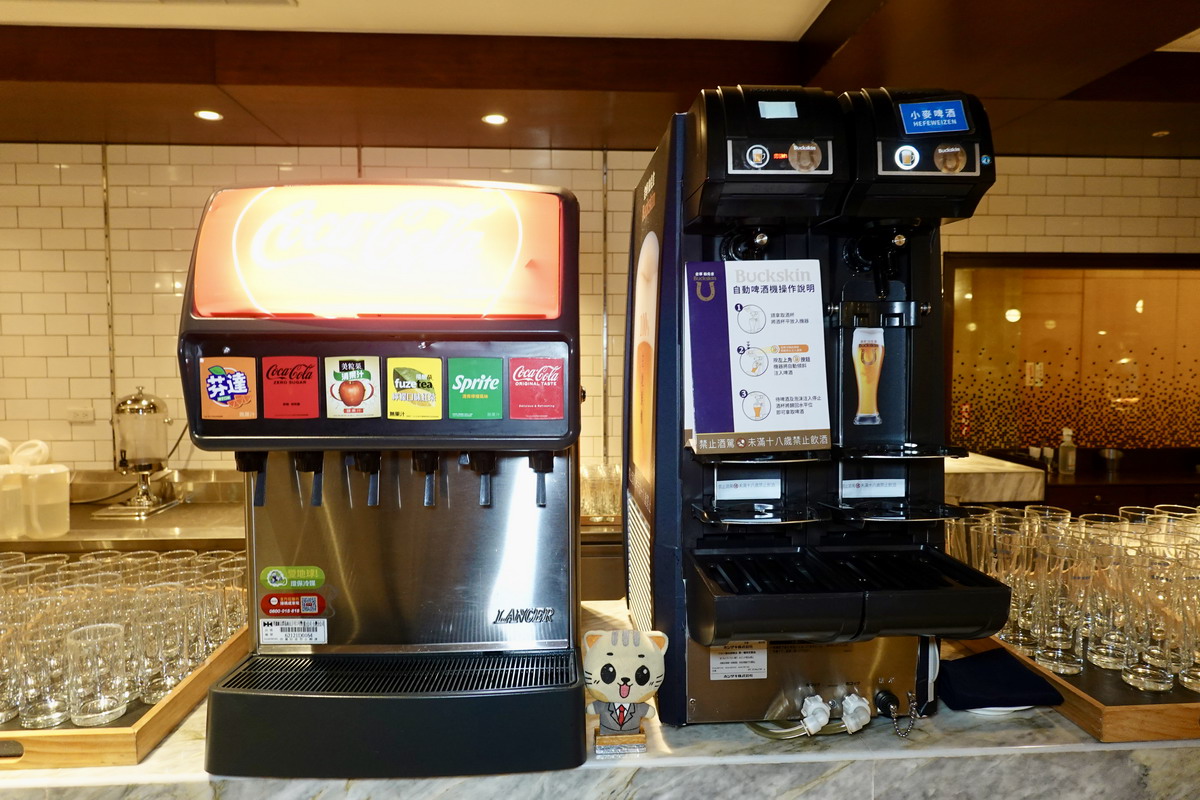 【台北南京復興站美食】JR東日本大飯店全日餐廳鉑麗安Brilliant吃到飽自助餐：歐洲經典美食主題登場，威靈頓牛排、普羅旺斯羊排、法式紅酒燉牛舌自由吃到飽！7221