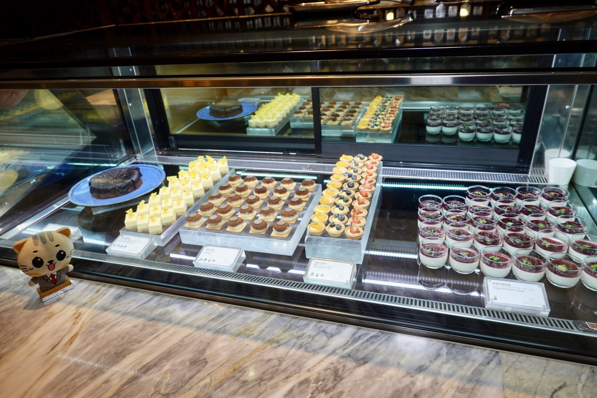 【台北南京復興站美食】JR東日本大飯店全日餐廳鉑麗安Brilliant吃到飽自助餐：歐洲經典美食主題登場，威靈頓牛排、普羅旺斯羊排、法式紅酒燉牛舌自由吃到飽！7221