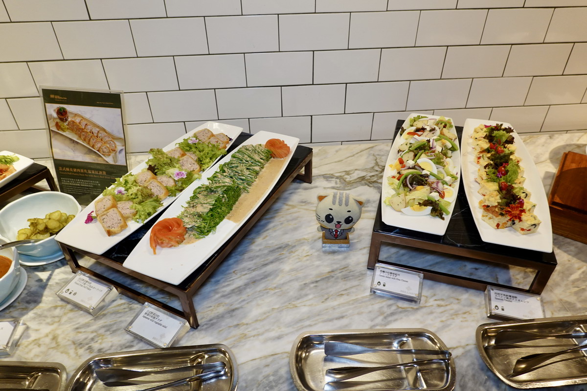 【台北南京復興站美食】JR東日本大飯店全日餐廳鉑麗安Brilliant吃到飽自助餐：歐洲經典美食主題登場，威靈頓牛排、普羅旺斯羊排、法式紅酒燉牛舌自由吃到飽！7221