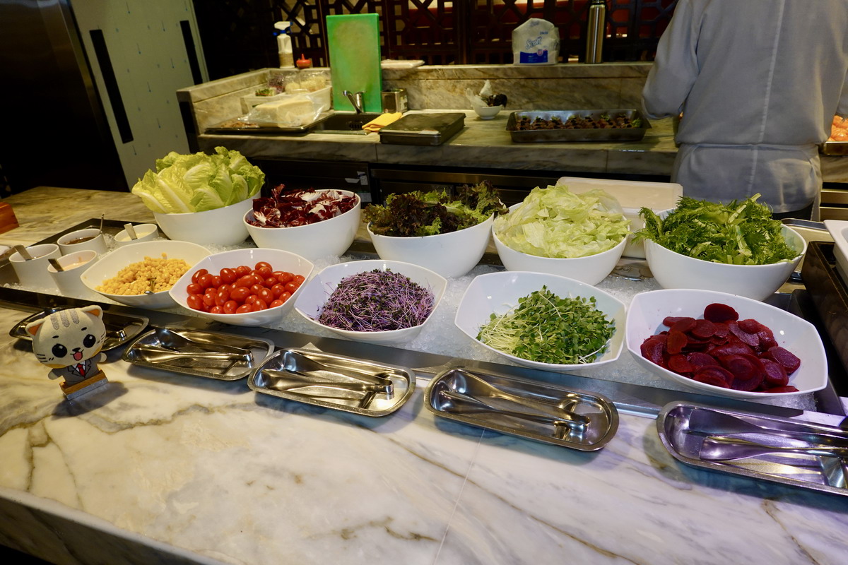 【台北南京復興站美食】JR東日本大飯店全日餐廳鉑麗安Brilliant吃到飽自助餐：歐洲經典美食主題登場，威靈頓牛排、普羅旺斯羊排、法式紅酒燉牛舌自由吃到飽！7221