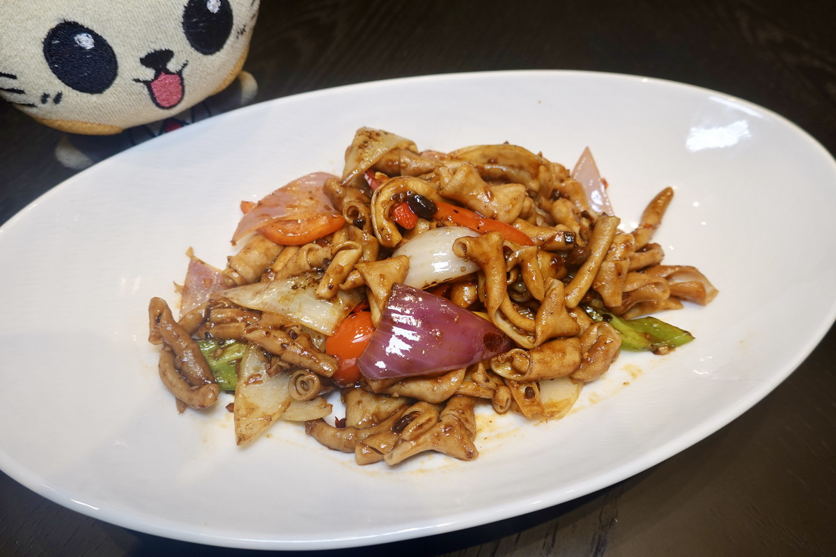 【台北善導寺美食】屾淼苑 2025：新開幕精緻中餐廳，特色燒鵝多吃是招牌，搭配手工港式點心，包廂多適合商務宴客 6971
