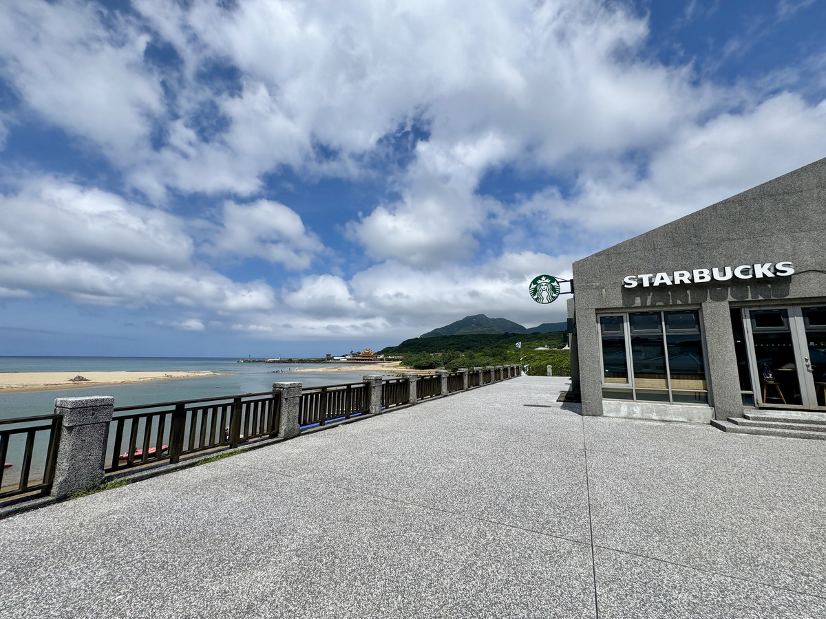 【新北市貢寮旅遊】福容大飯店福隆海洋溫泉 2025:黃金沙灘上的城堡!度假感拉滿,水上活動、溫泉、美食,東北角親子度假首選 6983 【新北市貢寮旅遊】福容大飯店福隆海洋溫泉 2025:黃金沙灘上的城堡!度假感拉滿,水上活動、溫泉、美食,東北角親子度假首選 6983