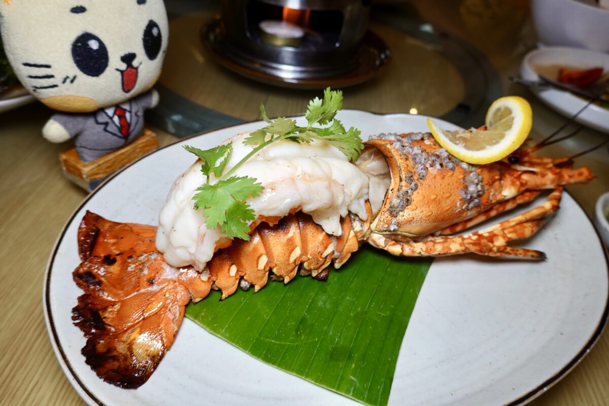 網站近期文章：【泰國曼谷美食】上味泰餐廳七隆店 Savoey @Mercury Ville Chidlom 2025：曼谷好吃平價泰式美食，地點靠近四面佛市中心，交通超便利，咖哩螃蟹必吃 6992