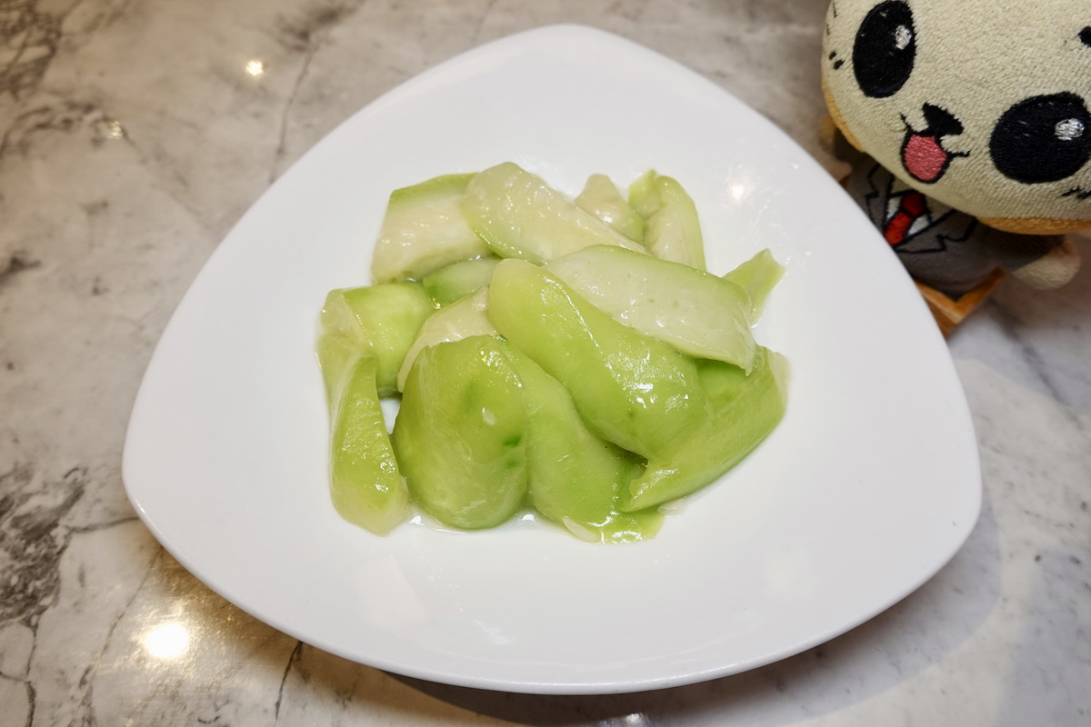 【台北忠孝復興站美食】荷李活茶街 2025:百貨商場裡的港式茶餐廳,逛街購物時用餐休憩好地方,地點很棒,約朋友就來這間 【台北忠孝復興站美食】荷李活茶街 2025:百貨商場裡的港式茶餐廳,逛街購物時用餐休憩好地方,地點很棒,約朋友就來這間