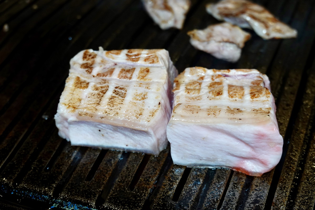 【台北中山站美食】金豬食堂 Gold Pig 2025：韓國燒肉名店來台灣立刻變成預約困難店，原味究好豬直球對決，全程專人代烤，烤豬皮太銷魂 6999