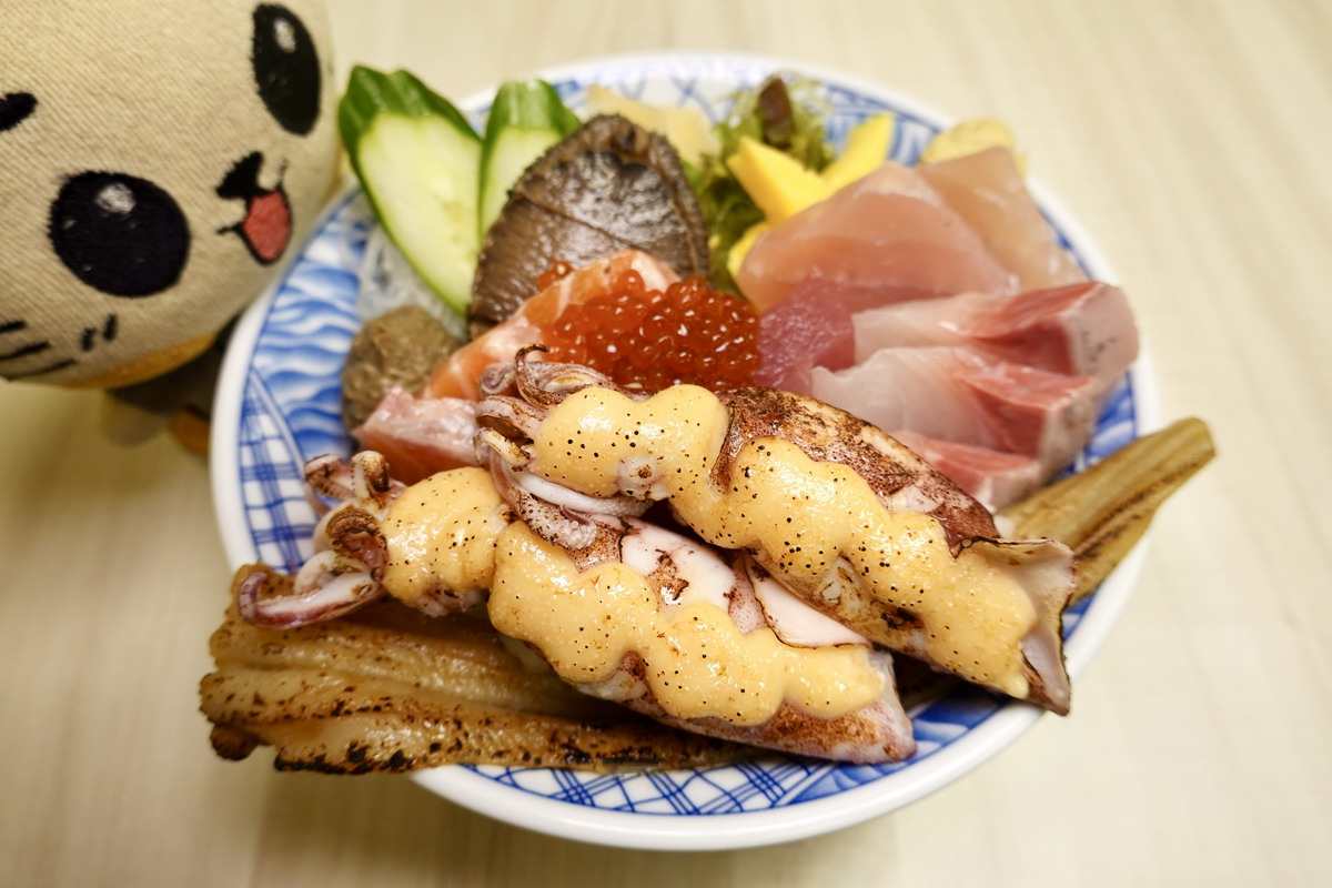 【台北六張犁站美食】136海鮮麵臥龍店 2025:痛風海鮮麵還有滿滿好料海鮮丼,高CP值的小店,上班族的救星 7006 【台北六張犁站美食】136海鮮麵臥龍店 2025:痛風海鮮麵還有滿滿好料海鮮丼,高CP值的小店,上班族的救星 7006