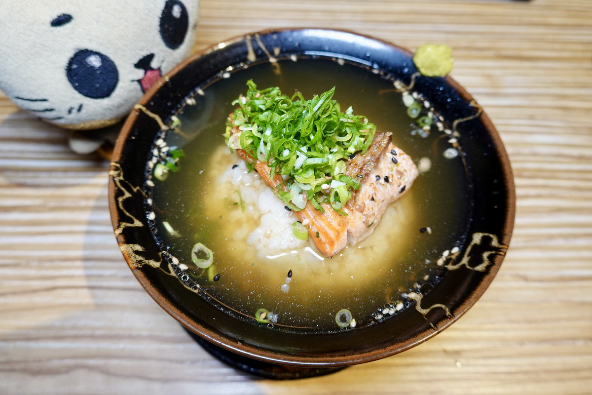 【台北南港展覽館站美食】板前屋炭烤鰻魚飯 2025:台北最值得吃的鰻魚飯,自家養鰻、手工拔刺、傳統碳烤,蒲燒和白燒鰻魚都好吃,最後的職人精神!(土用丑日7/19、7/31)7016 【台北南港展覽館站美食】板前屋炭烤鰻魚飯 2025:台北最值得吃的鰻魚飯,自家養鰻、手工拔刺、傳統碳烤,蒲燒和白燒鰻魚都好吃,最後的職人精神!(土用丑日7/19、7/31)7016