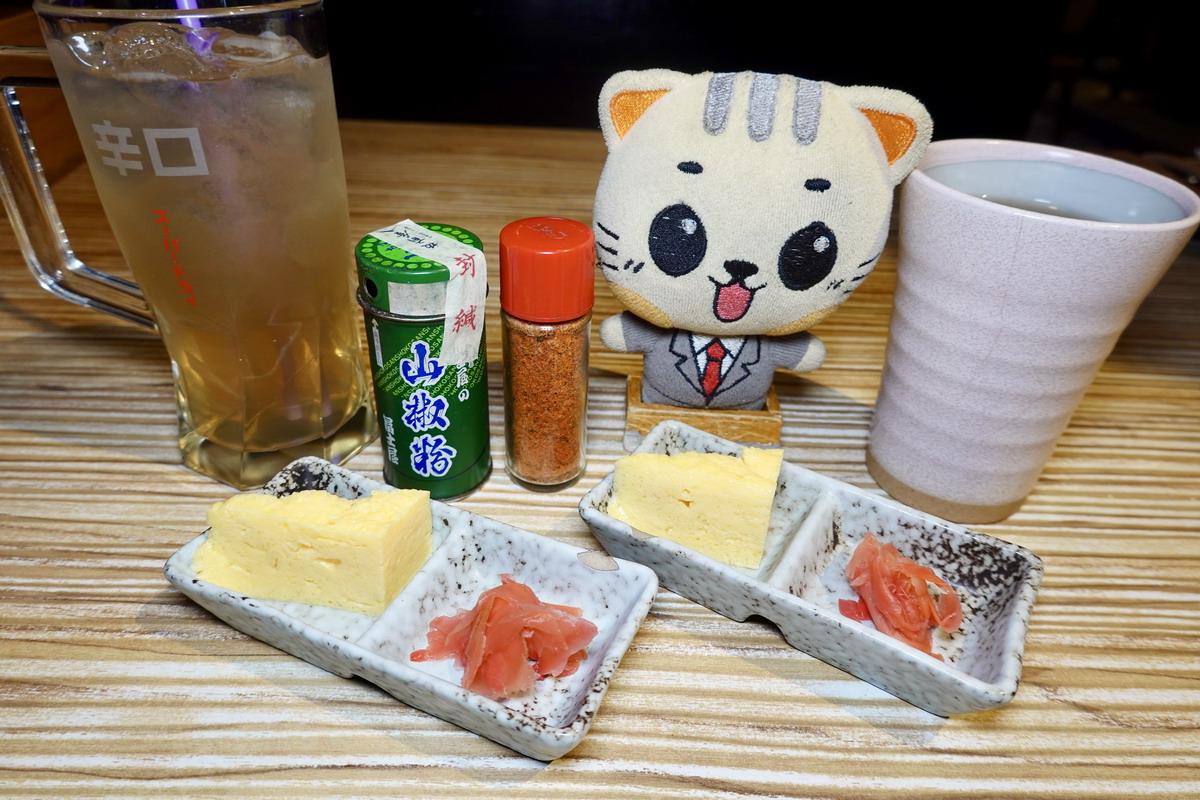 【台北南港展覽館站美食】板前屋炭烤鰻魚飯 2025:台北最值得吃的鰻魚飯,自家養鰻、手工拔刺、傳統碳烤,蒲燒和白燒鰻魚都好吃,最後的職人精神!(土用丑日7/19、7/31)7016 【台北南港展覽館站美食】板前屋炭烤鰻魚飯 2025:台北最值得吃的鰻魚飯,自家養鰻、手工拔刺、傳統碳烤,蒲燒和白燒鰻魚都好吃,最後的職人精神!(土用丑日7/19、7/31)7016