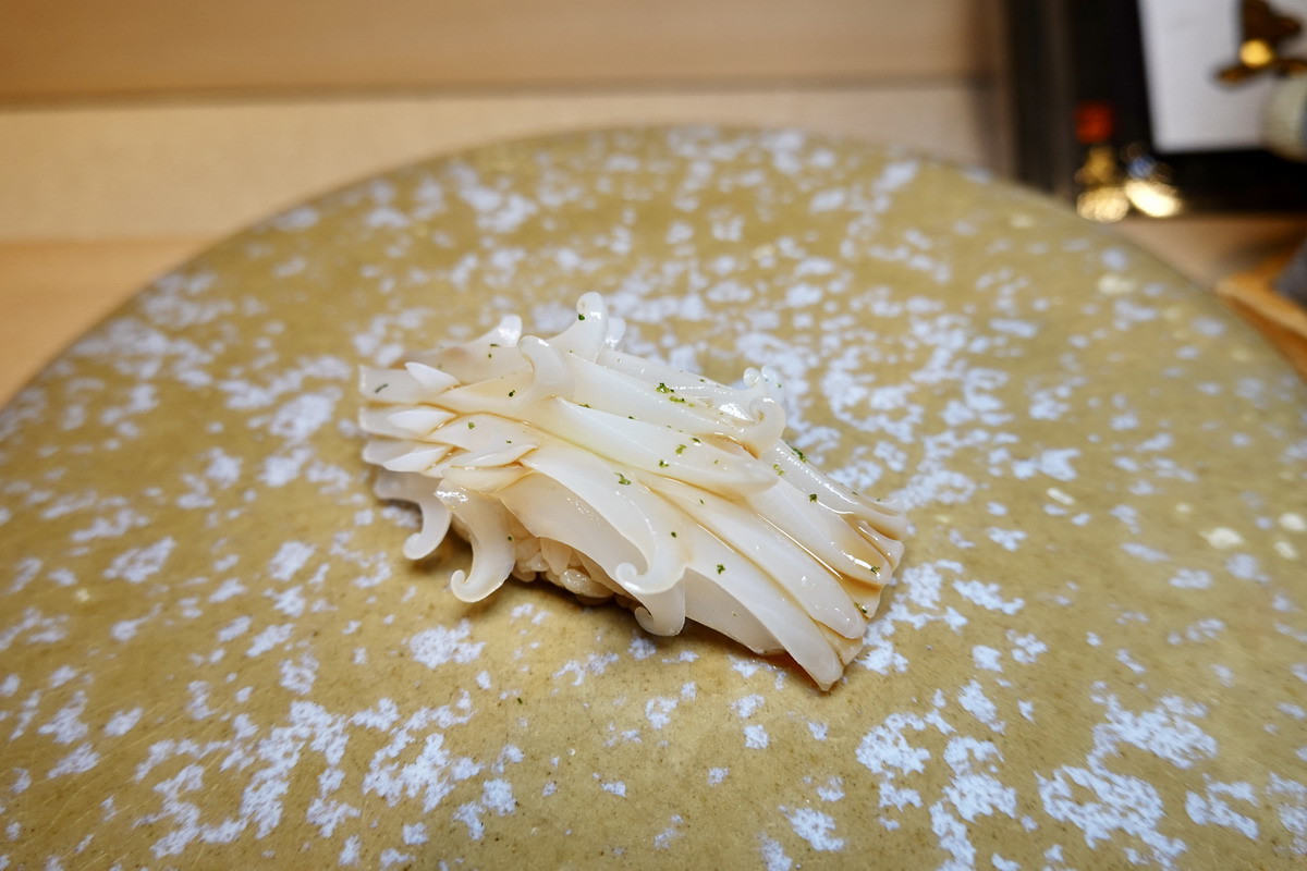 【台北六張犁站美食】謙壽司（すし謙，Sushi Chian）2025：用食材說故事的職人，挑選食材眼光獨到，華麗的日本料理饗宴 Omakase 7019