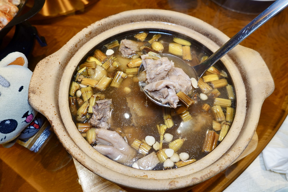 【台北民權西路站美食】永豐號潮州菜 2025：台灣少見的潮州汕頭菜，帶來道地滷水、砂鍋粥、沙茶火鍋、蠔烙、絲瓜烙等好菜，是聚餐口袋新名單 7030