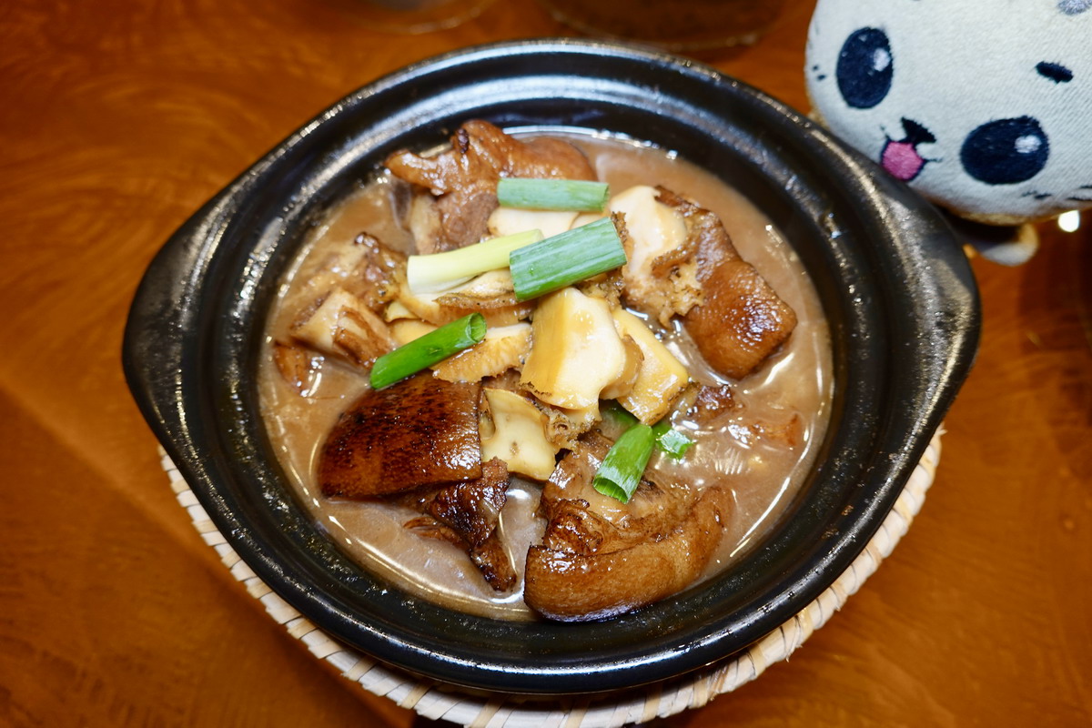 【台北民權西路站美食】永豐號潮州菜 2025：台灣少見的潮州汕頭菜，帶來道地滷水、砂鍋粥、沙茶火鍋、蠔烙、絲瓜烙等好菜，是聚餐口袋新名單 7030