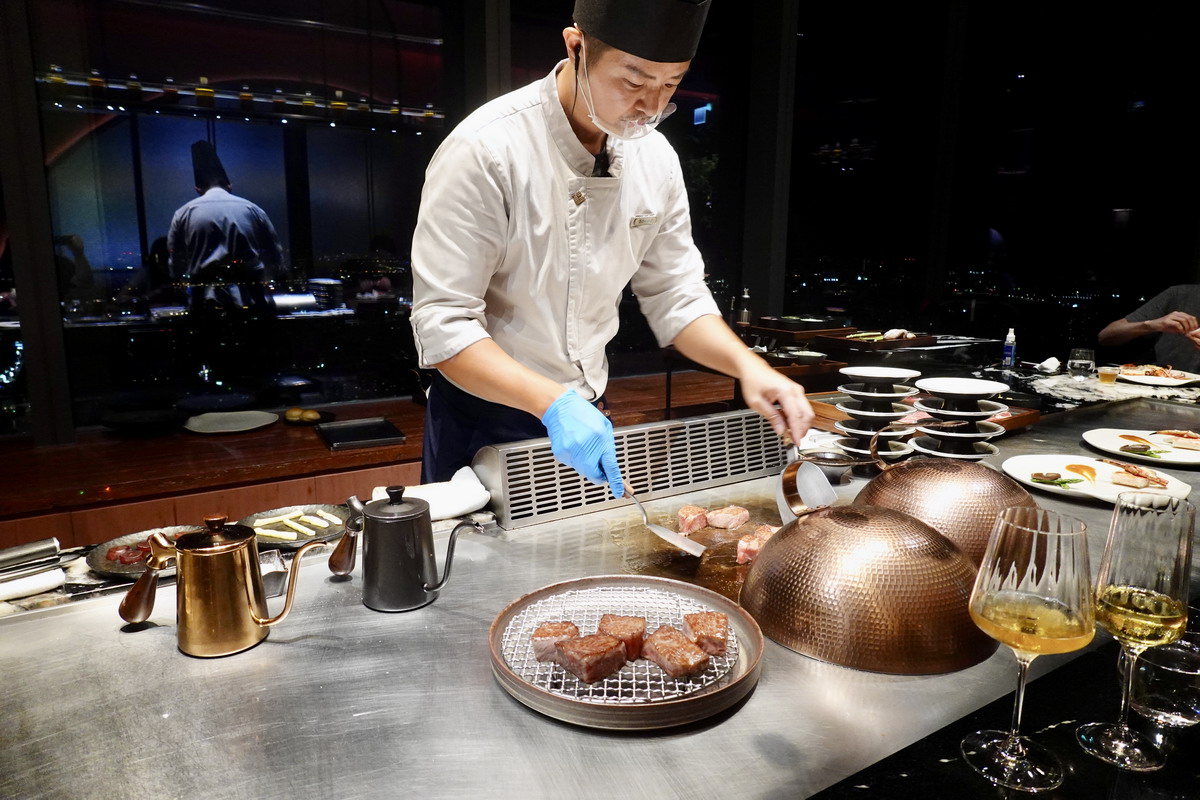 【新北產業園區站美食】旨醞鐵板燒 2025：在新莊第一高樓享受景觀鐵板燒，料理美味、風景心曠神怡，約會、慶生、慶祝好地方 7035