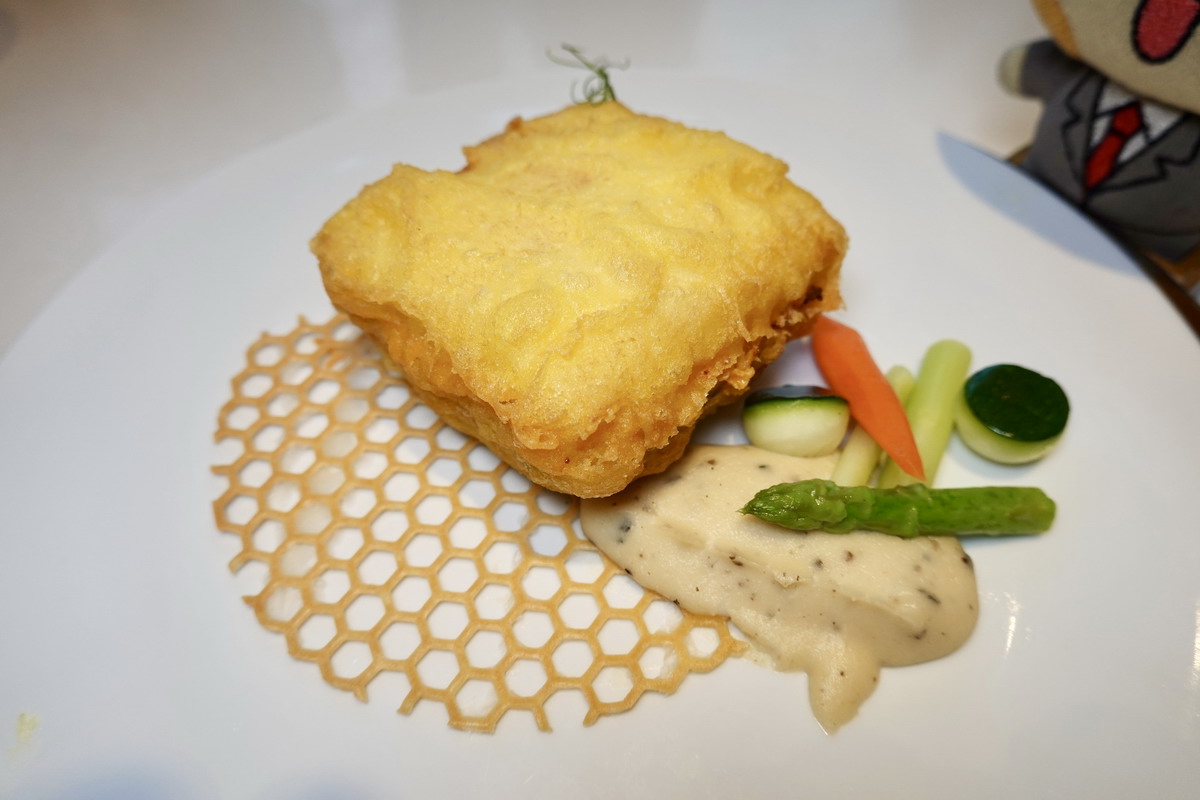 【台北南港站美食】台北六福萬怡酒店粵亮廣式料理 2025:新推出「海之鮮旬味」個人套餐,以台灣海鮮為主軸,一個人也可以來五星飯店用餐 7042 【台北南港站美食】台北六福萬怡酒店粵亮廣式料理 2025:新推出「海之鮮旬味」個人套餐,以台灣海鮮為主軸,一個人也可以來五星飯店用餐 7042