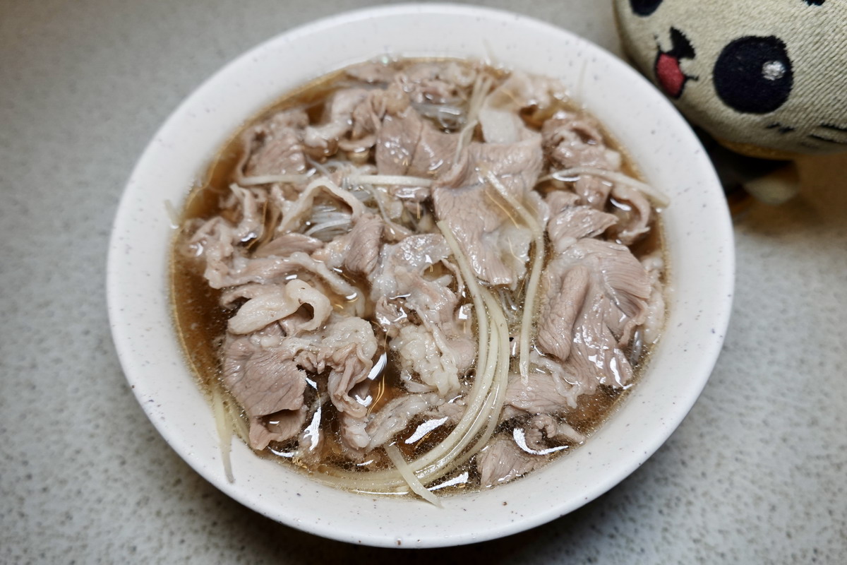 網站近期文章：【新北市新店區七張站美食】賴岡山羊肉 2025：米其林必比登，新店知名羊肉宵夜店，藥膳羊肉清鮮味美不羶不油膩，配碗滷肉飯很滿足 7051