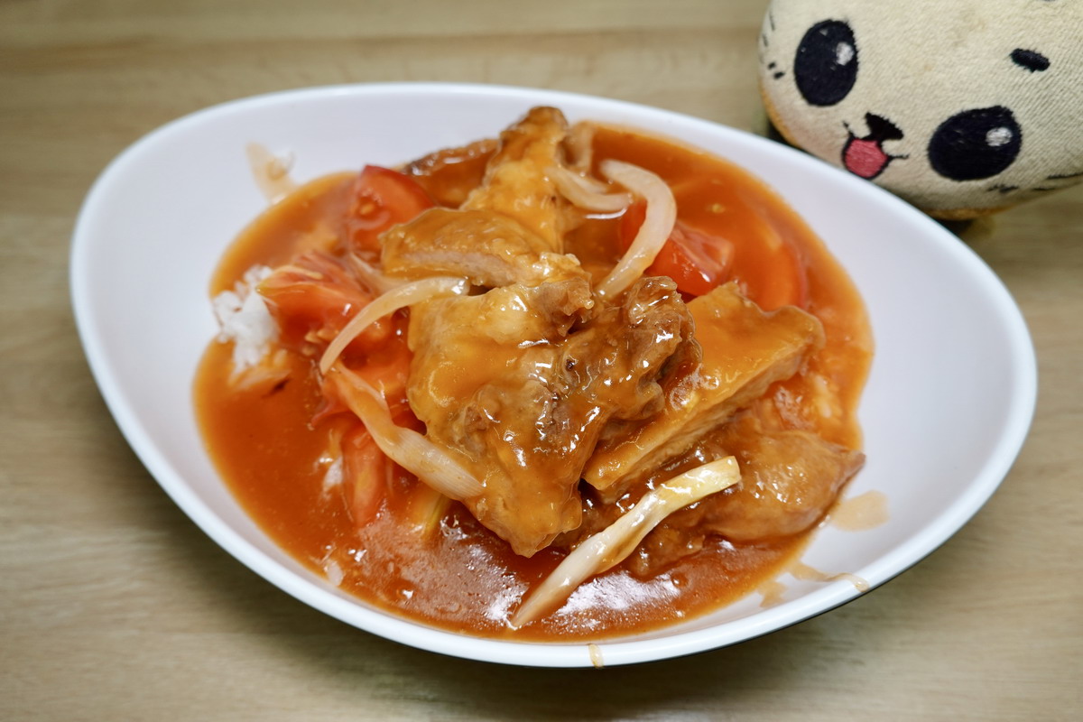 【台北南京復興站美食】家鴻燒鵝 2025：興安街每天排隊的燒臘便當名店，鵝腿飯超搶手，燒鴨、油雞、叉燒與廣炒麵都好吃 7052