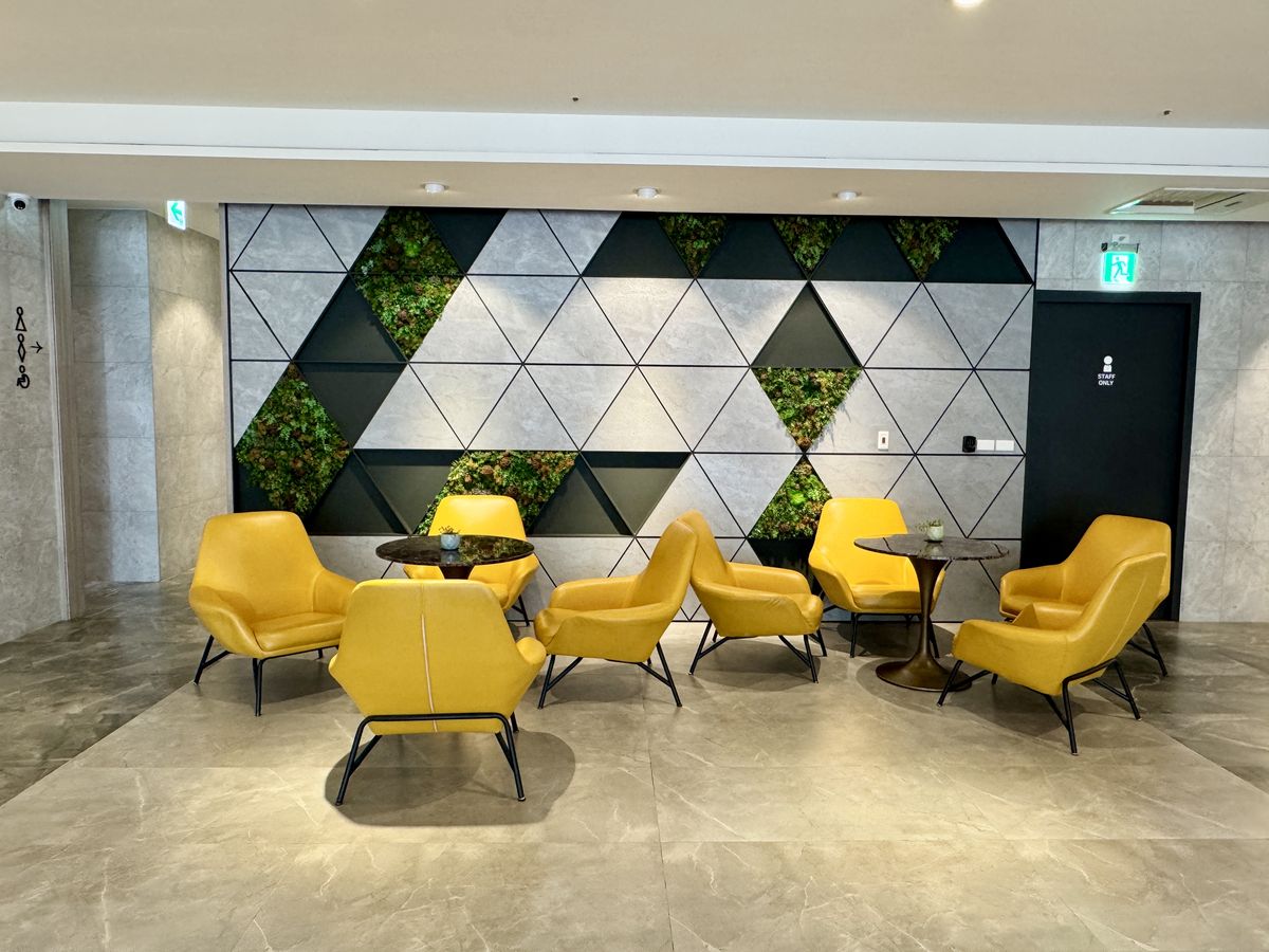 【高雄市旅遊】高雄福容徠旅 Fullon-poshtels Kaohsiung 2025:好酷的IKEA主題房,與鯊鯊共享度假時光!去高雄聽演唱會就住這間酒店吧!飯店新穎、房間寬大、離捷運站近、週邊多美食、靠近六合夜市、還有飲料點心吃到飽 7054 【高雄市旅遊】高雄福容徠旅 Fullon-poshtels Kaohsiung 2025:好酷的IKEA主題房,與鯊鯊共享度假時光!去高雄聽演唱會就住這間酒店吧!飯店新穎、房間寬大、離捷運站近、週邊多美食、靠近六合夜市、還有飲料點心吃到飽 7054